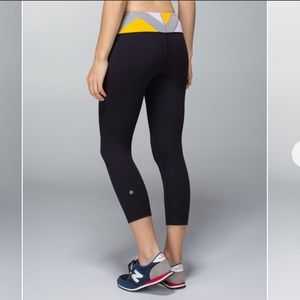 Lululemon Wunder Under Crop Reversible 8